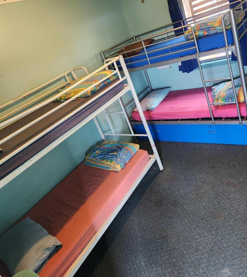 Jetty Blue Backpackers Hostel Coffs Harbour Phòng bức ảnh