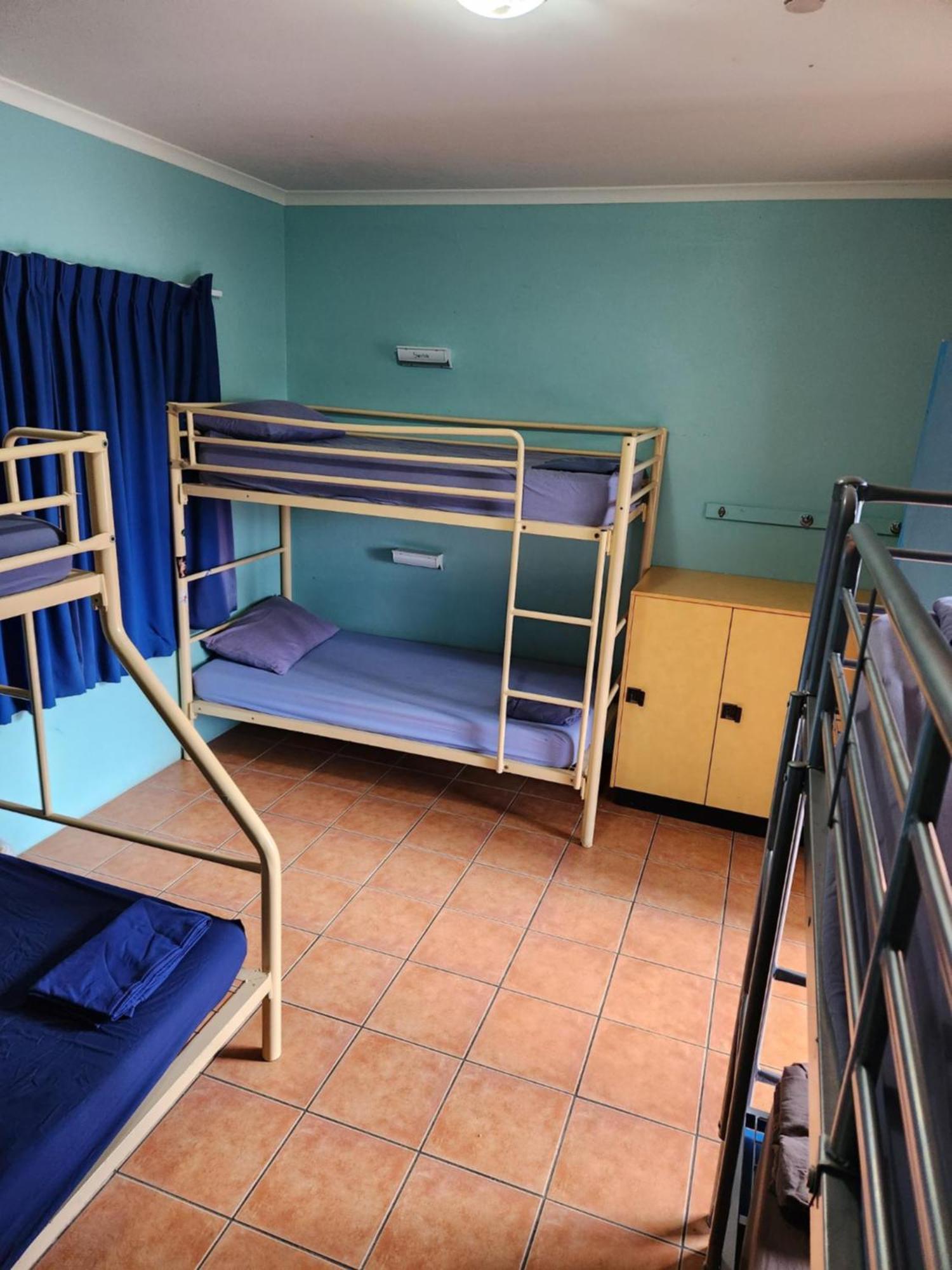 Jetty Blue Backpackers Hostel Coffs Harbour Phòng bức ảnh